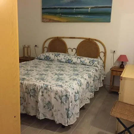 Isuledda N 34 Ristrutturata A 150m Dal Mare Con 2 Stanze Per 6 Persone Posizione Tranquilla Villa *